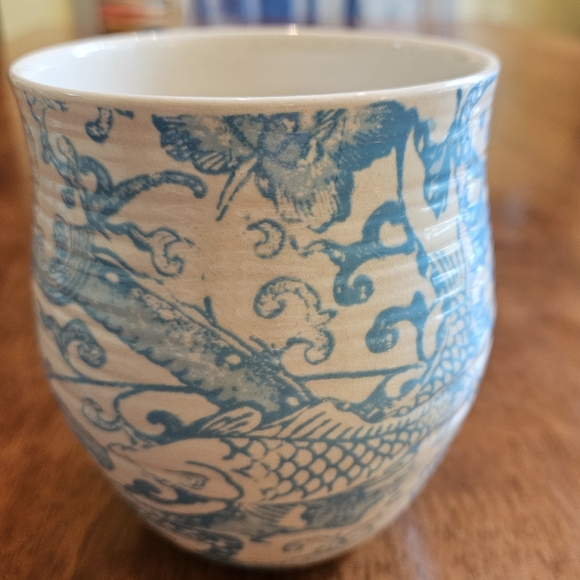 Anthropologie Homegrown Momogram Mug "M" - Picture 4 of 6